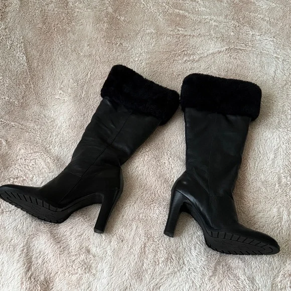 Jessica Simpson Black Heeled Boots with Fur Trim - Picture 7 of 9